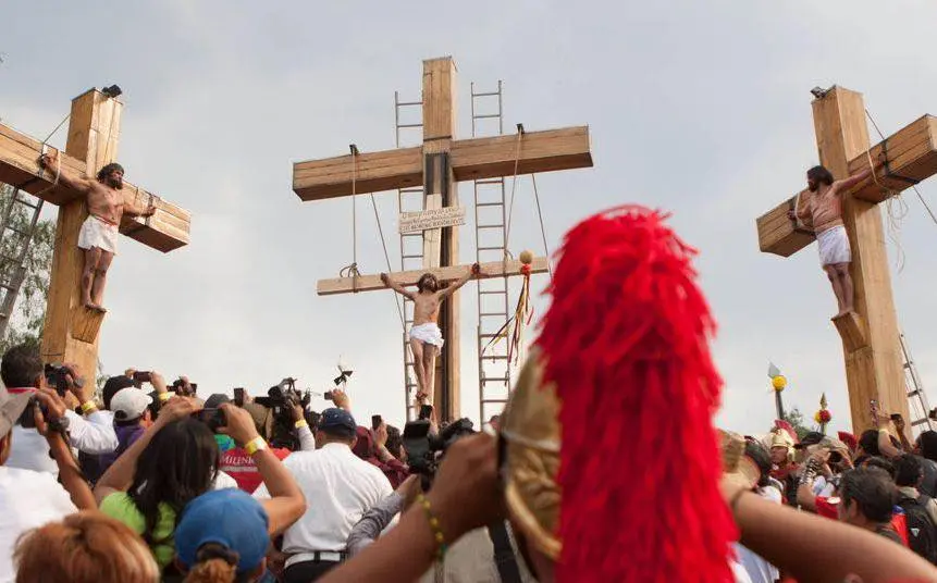 Miles de personas asisten cada año a la representación de la Pasión de Cristo en Iztapalapa durante Semana Santa. / FB: @lapasiondecristoiztapalapa