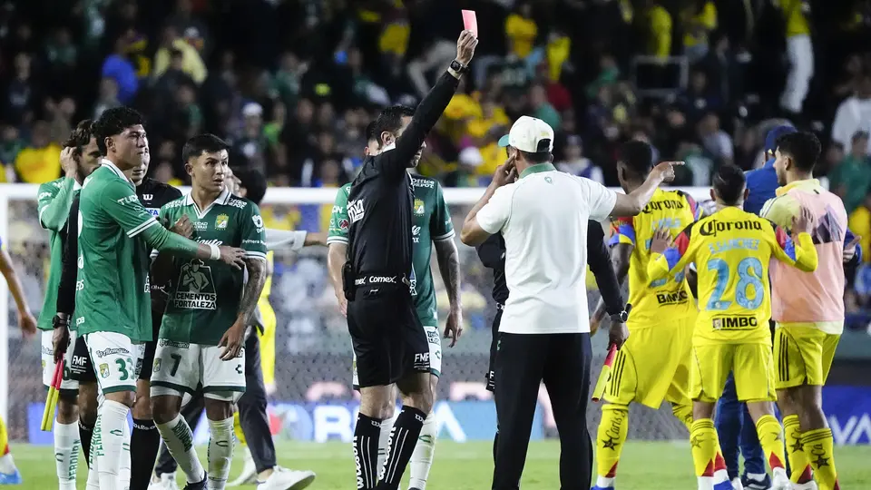 César Arturo Ramos en el partido de León contra América en el Clausura 2026 de la Liga MX | IMAGO 7