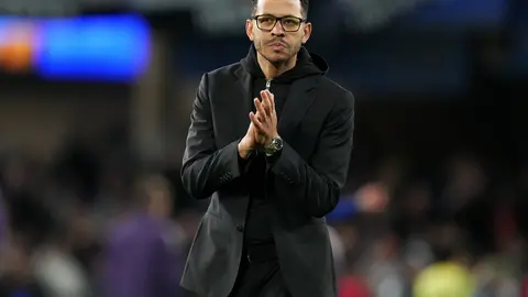 Liam Rosenior, extécnico de Chelsea | AP