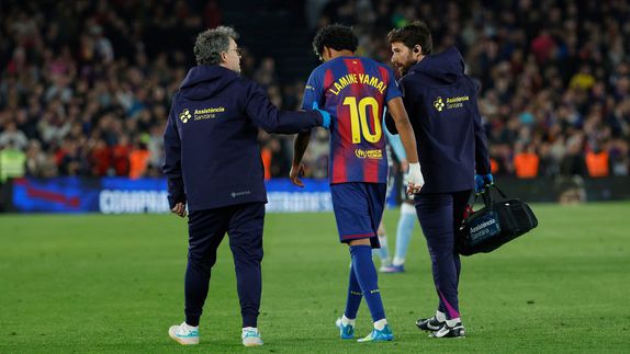 Lamine Yamal se retira lesionado en el partido de Barcelona contra Celta de Vigo | AP