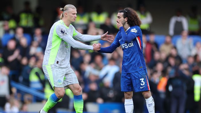 Erling Haaland y Marc Cucurella en el partido de Manchester City contra Chelsea | AP
