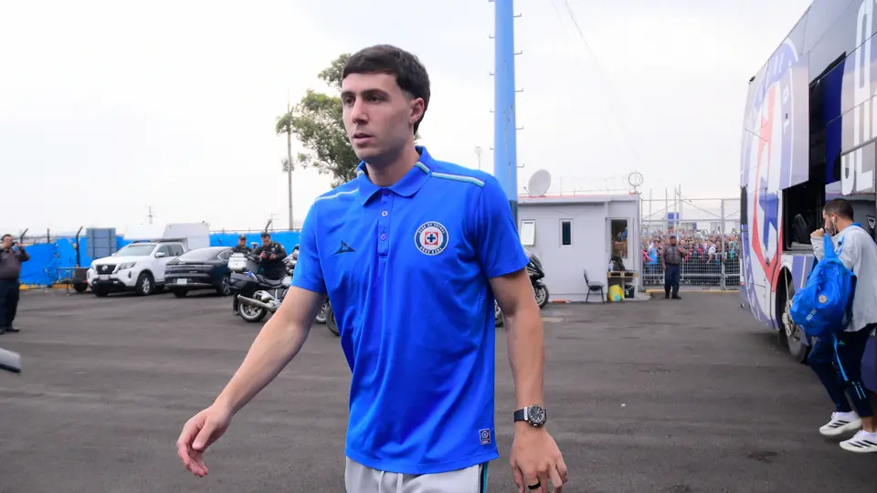 José Paradela llegando a La Corregidora | Imago7
