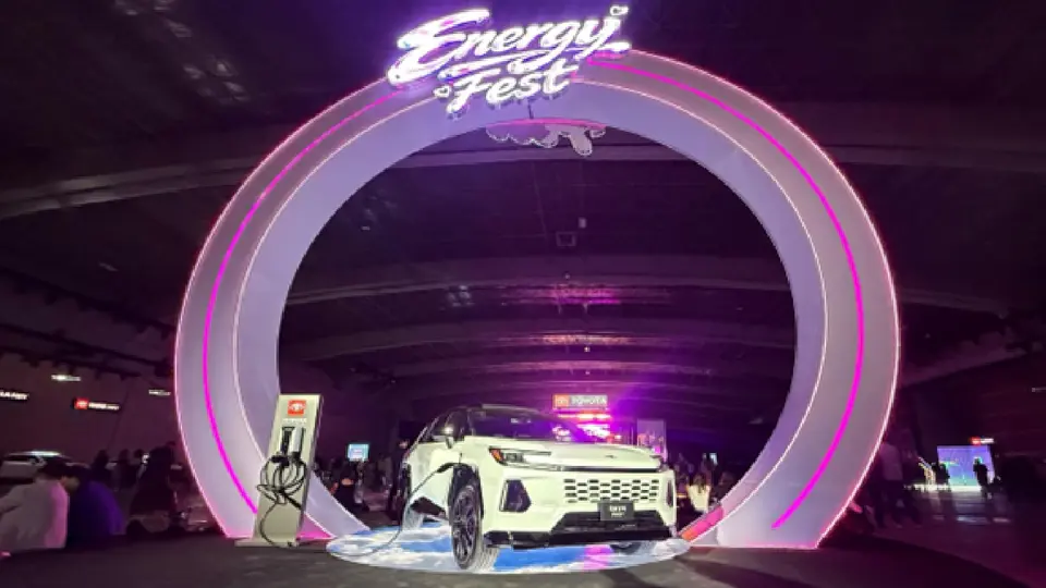 Toyota presenta la nueva RAV4 HEV en el Energy Fest: innovación, diseño y eficiencia en un solo SUV