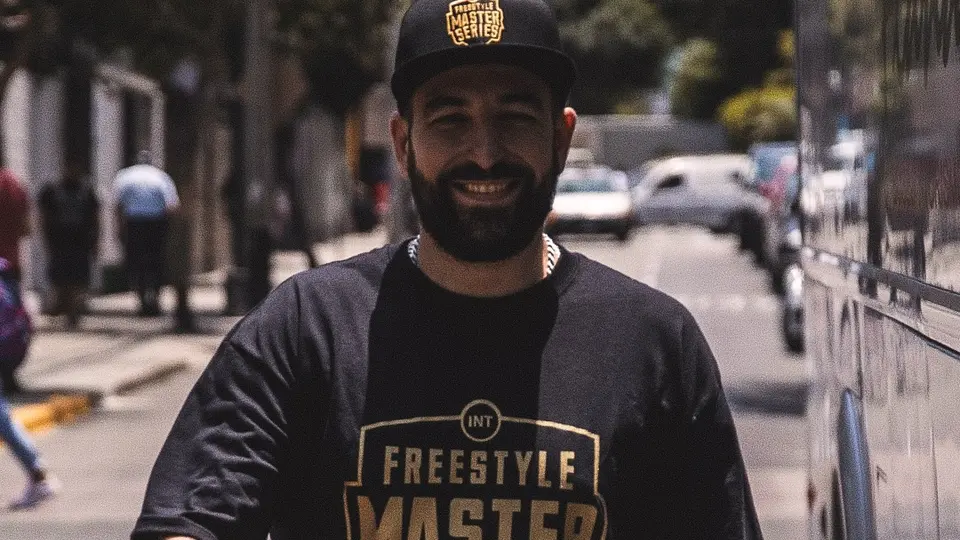 Asier Fernández ha consolidando una industria alrededor del freestyle / Especial