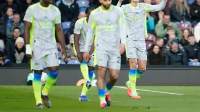 ¡Nuevo líder en la Premier League! Manchester City vence al Burnley; se le va la liga al Arsenal