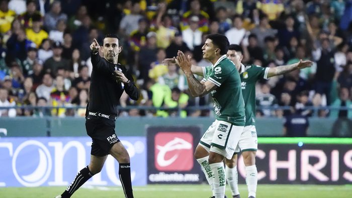 César Arturo Ramos en el partido de León contra América en el Clausura 2026 de la Liga MX | IMAGO 7