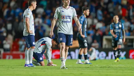 ¡Nueve sin ganar! Cruz Azul empata ante Querétaro y prolonga su sequía de victorias