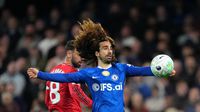 Marc Cucurella en el partido de Chelsea en la Premier League | AP