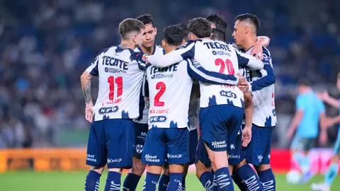 Monterrey festejando la voltereta ante Puebla | MEXSPORT