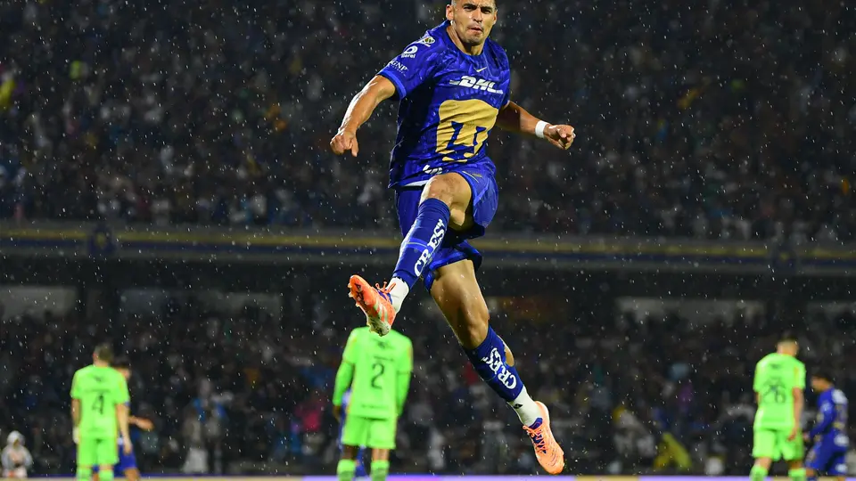 Guillermo Martínez marcó dos goles ante Juárez | MEXSPORT