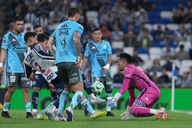 Jugadores de Puebla en el partido contra Monterrey en el Clausura 2026 de la Liga MX | IMAGO 7