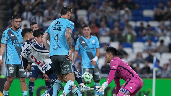 Jugadores de Puebla en el partido contra Monterrey en el Clausura 2026 de la Liga MX | IMAGO 7