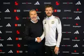 ¡Se queda! Manchester United confirma la permanencia de Michael Carrick