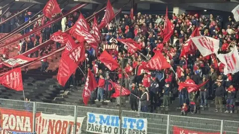 “Paga lo que debes”: Aficionados arremeten contra Milito por una presunta deuda