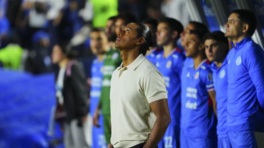 Joel Huiqui con Cruz Azul en la Final contra Pumas en el Clausura 2026 de la Liga MX | IMAGO 7
