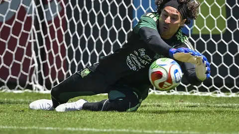 Guillermo Ochoa durante la concentración de la Selección Mexicana rumbo al Mundial 2026 | MEXSPORT