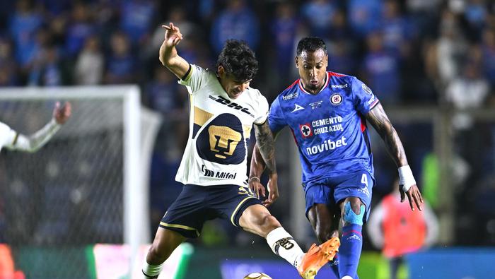 Robert Morales estuvo cerca de marcar gol ante Cruz Azul | MEXSPORT