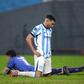 ¡El error del año! Maravilla Martínez protagoniza un increíble fallo y Racing queda eliminado