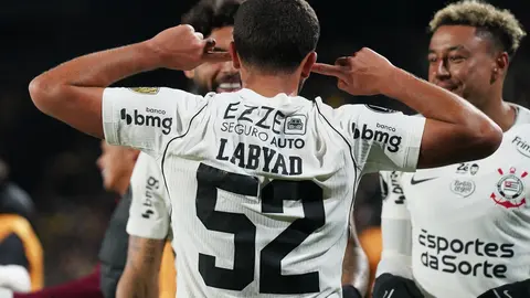 Zakaria Labyad anotándole a Peñarol | AP