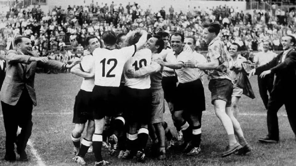 Alemania Federal, campeona del Mundo | FIFA.com