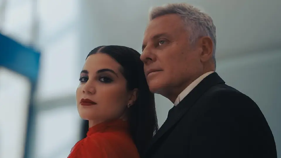 La pareja duró dos años casados y su amor lo presumían en redes sociales / IG: @alexis.ayala