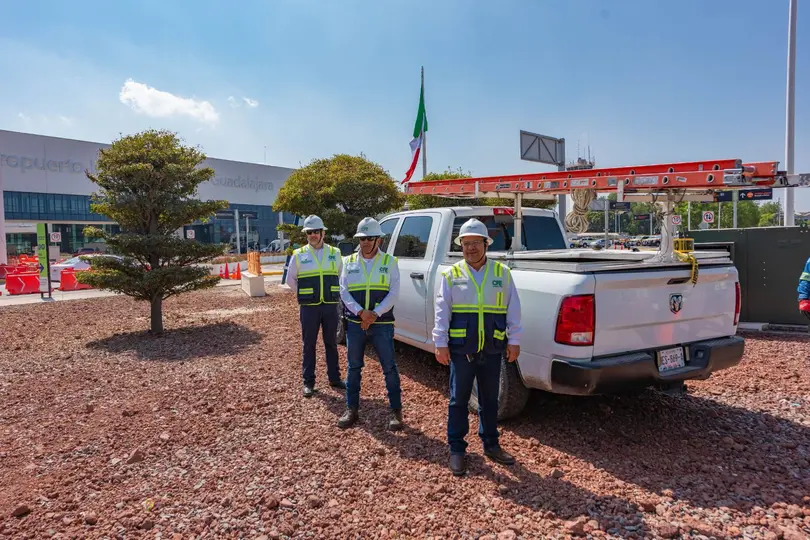 Más de 2 mil trabajadores electricistas participarán en guardias permanentes durante el torneo./ CFE
