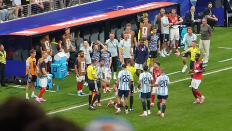 Pausa de hidratación en el Argentina contra Austria l CARLOS PONCE