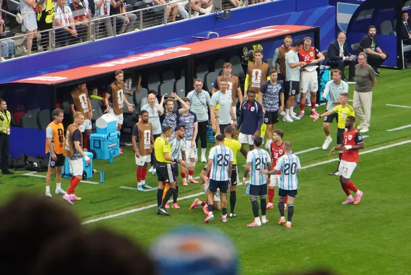Pausa de hidratación en el Argentina contra Austria l CARLOS PONCE