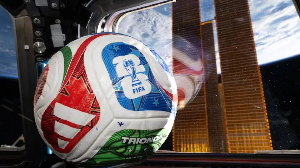 NASA lleva el balón oficial del Mundial 2026 al espacio; así influye la ciencia en cada gol