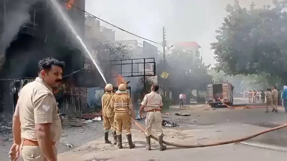 Emergencia en centro educativo de la ciudad de Lucknow / Redes Sociales