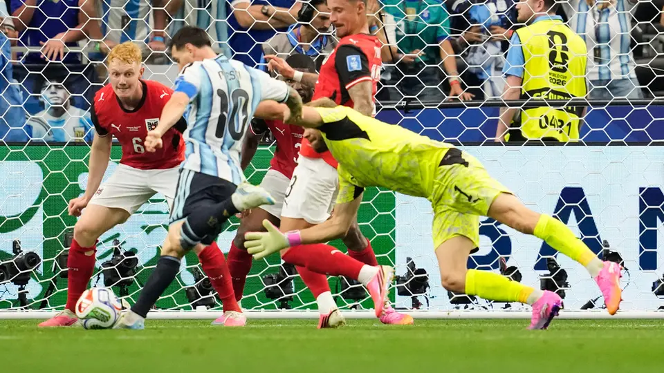 Jugada del 2do gol de Messi l AP