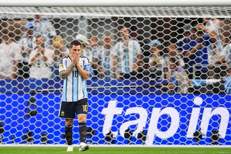 Messi tras fallar penal ante Austria l AP