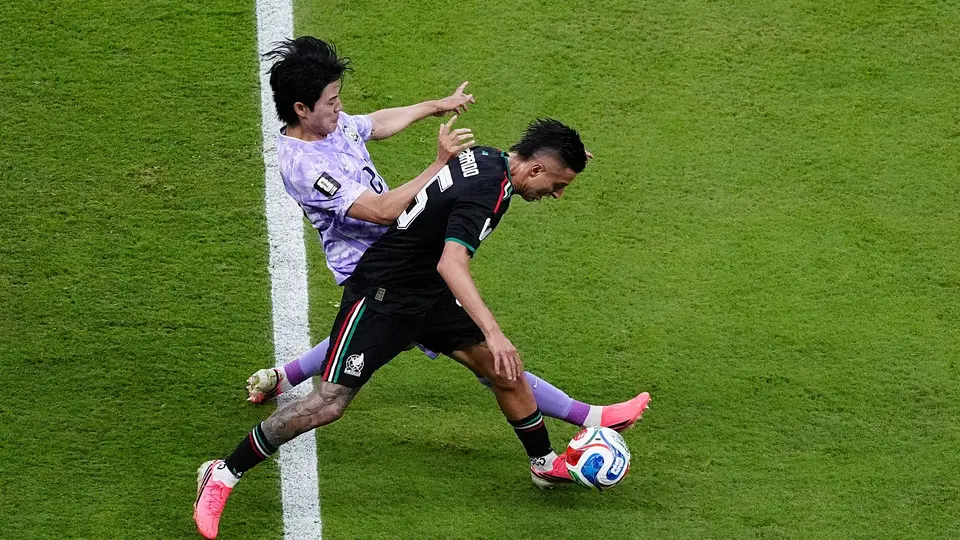 Roberto Alvarado en la Selección Mexicana en el Mundial 2026 | IMAGO 7