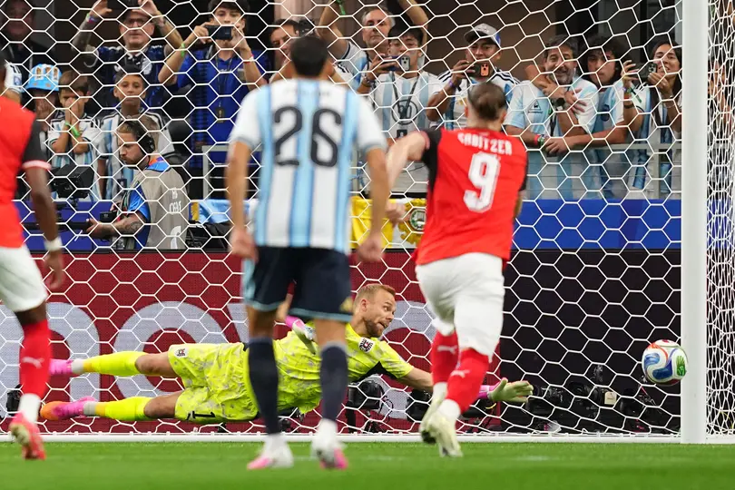 Penal fallado de Messi ante Austria l AP