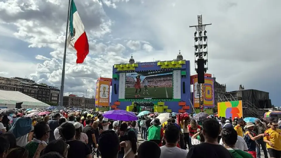 Miembros de seguridad alertan por la ejecución de retos que puedan poner en riesgo la seguridad de los aficionados durante el Mundial 2026 / X: @MexicoCity26