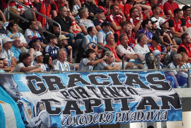 Pancartas en Argentina contra Austria l CARLOS PONCE