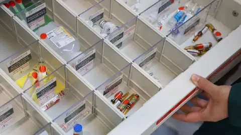 El transporte ilegal de medicamentos ha puesto en alerta al sistema de seguridad en México / @Seguridadlatam