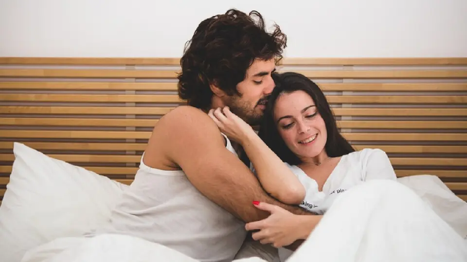 El miedo dentro de las relaciones se pueden esfumar con la confianza / Magnific