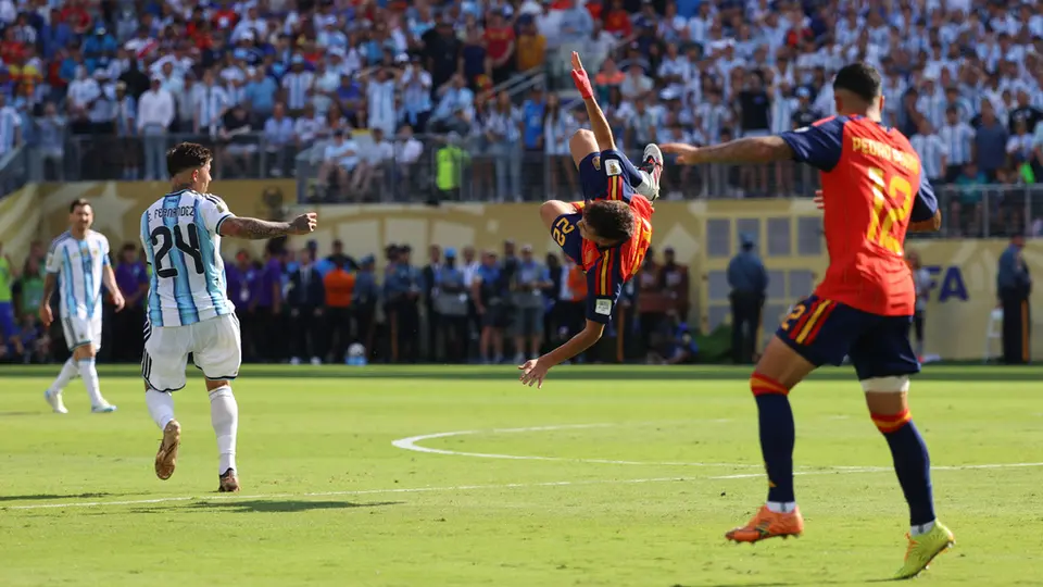 Falta de Enzo Fernández l AP