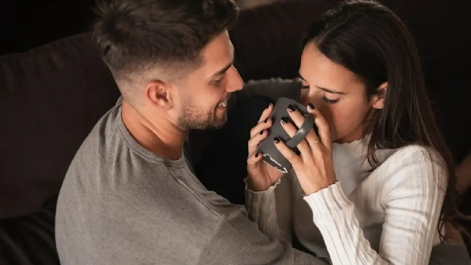 Experimentar cosas nuevas con la pareja, a veces parece complicado, pero se pueden platicar / Magnific