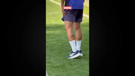 El polémico tatuaje de Rodolfo Cota, portero de América, en la pantorrilla