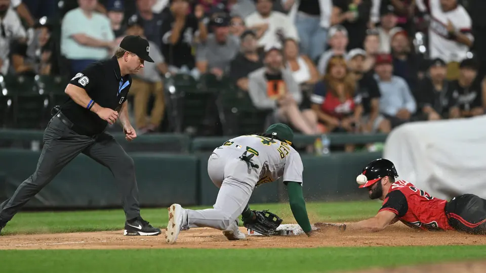 Kuroda-Grauer  MLB l AP