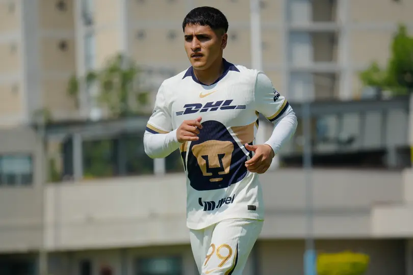 Kléber Carranza, jugador de Pumas | IMAGO7