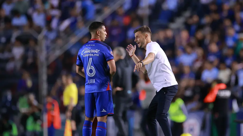 Erik Lira y Martín Anselmi, en Cruz Azul | IMAGO7