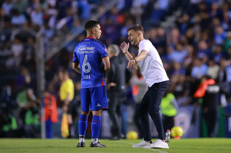 Erik Lira y Martín Anselmi, en Cruz Azul | IMAGO7