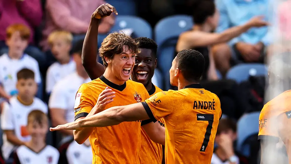 Wolves venció a Preston | X: @Wolves
