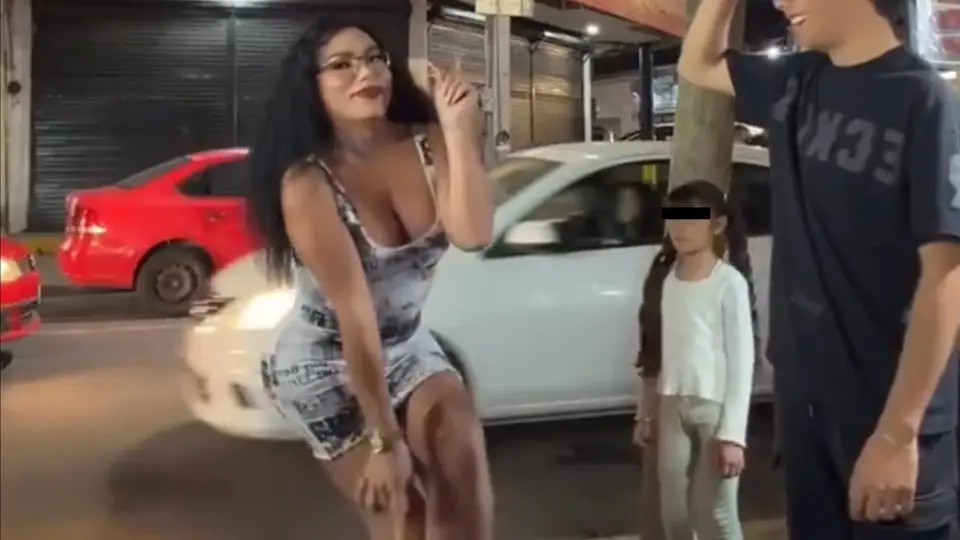 VIDEO: Paola Suárez tiene su primera batalla para “farmear aura” y sorprende con sus “dos tres trucos”
