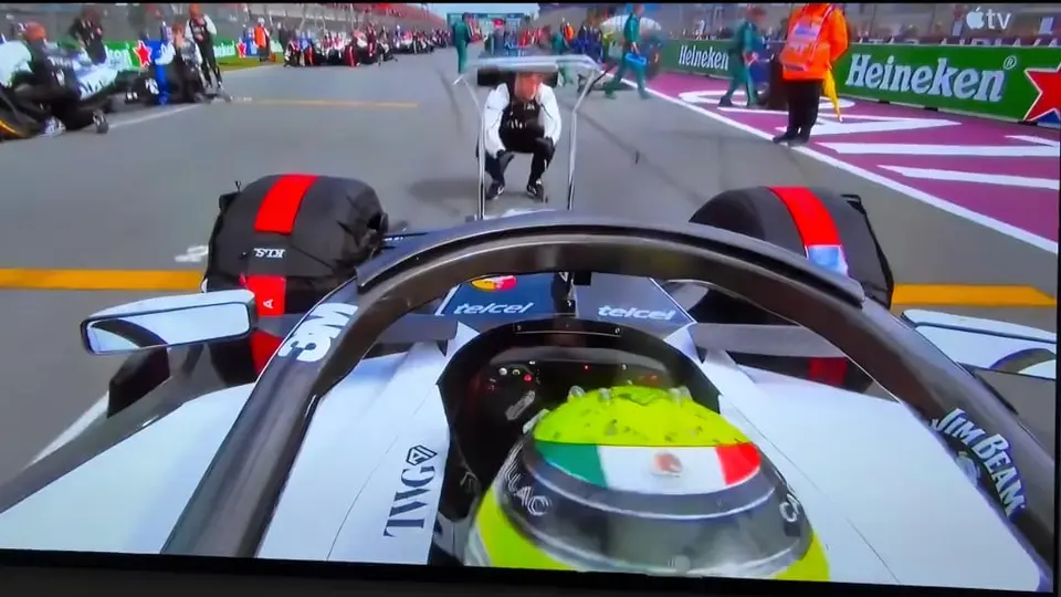 Error del mecánico de Checo | Captura