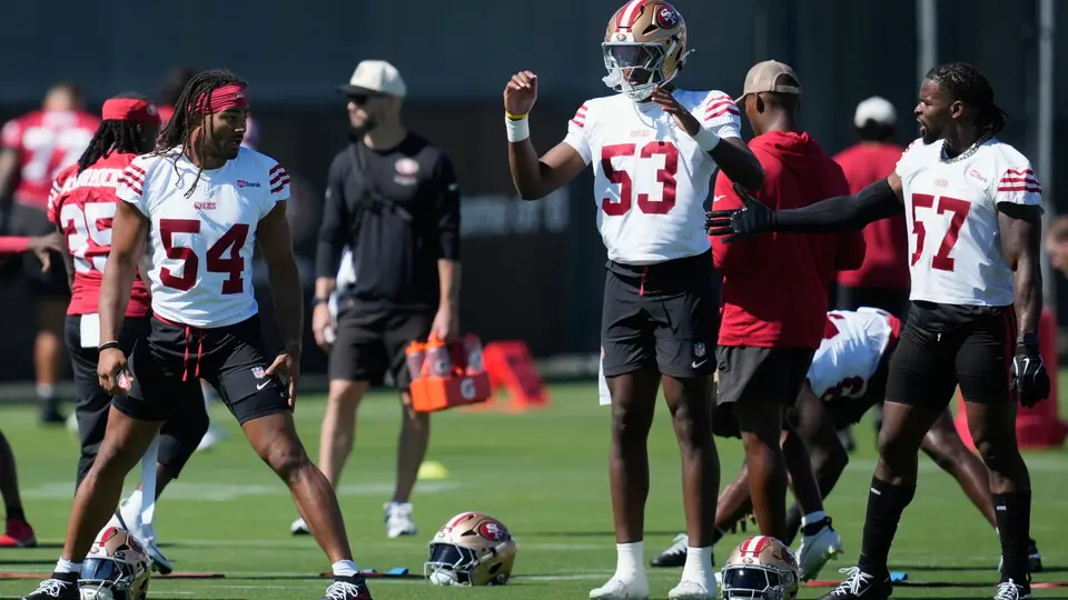 Defensiva de los San Francisco 49ers | AP