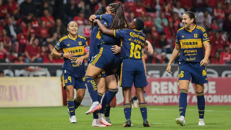 Tigres manda a Toluca de 'vuelta al Infierno' con una aplastante victoria
